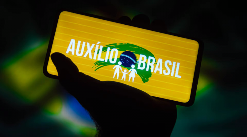 Caixa paga Auxílio Brasil a beneficiários com NIS final 3